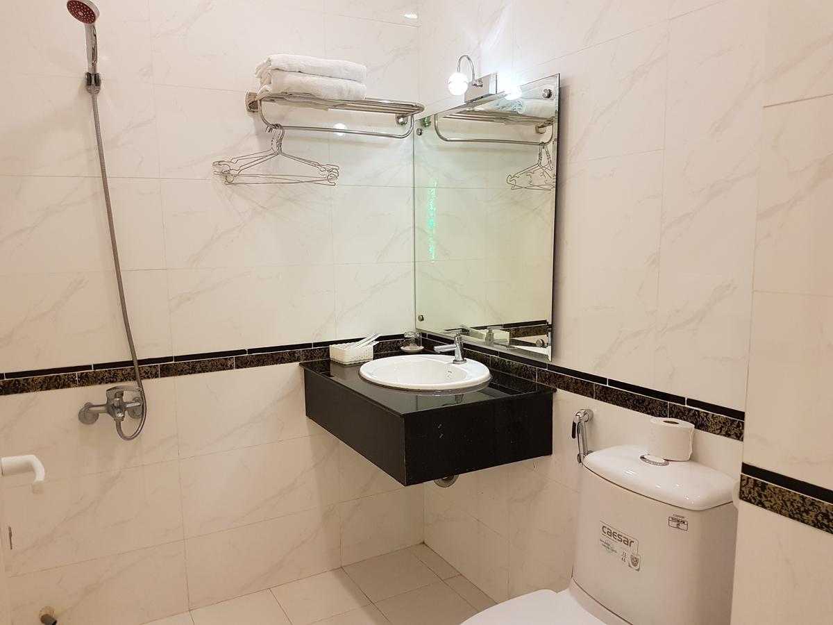 Sunny Hotel 붕타우 외부 사진